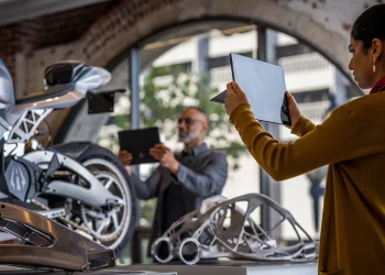 Can Augmented Reality Improve Industrial Productivity?