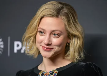 The Psychological Toll of Constantly Being in the Spotlight