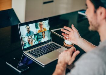 Will Virtual Reality Replace Traditional Workspaces?